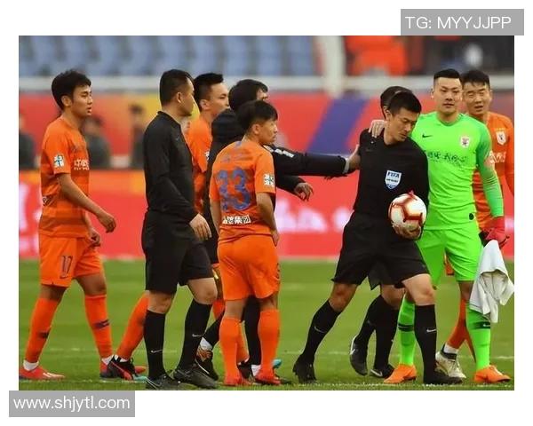 鲁能与国安激战正酣比赛结果揭晓引发球迷热议