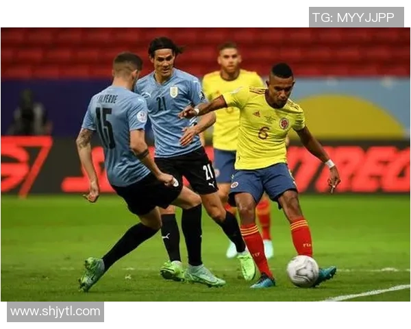 秘鲁与哥伦比亚足球对决精彩回顾与分析